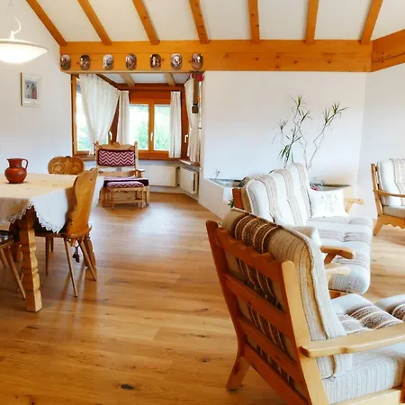 Chesa Delfin Appartement *